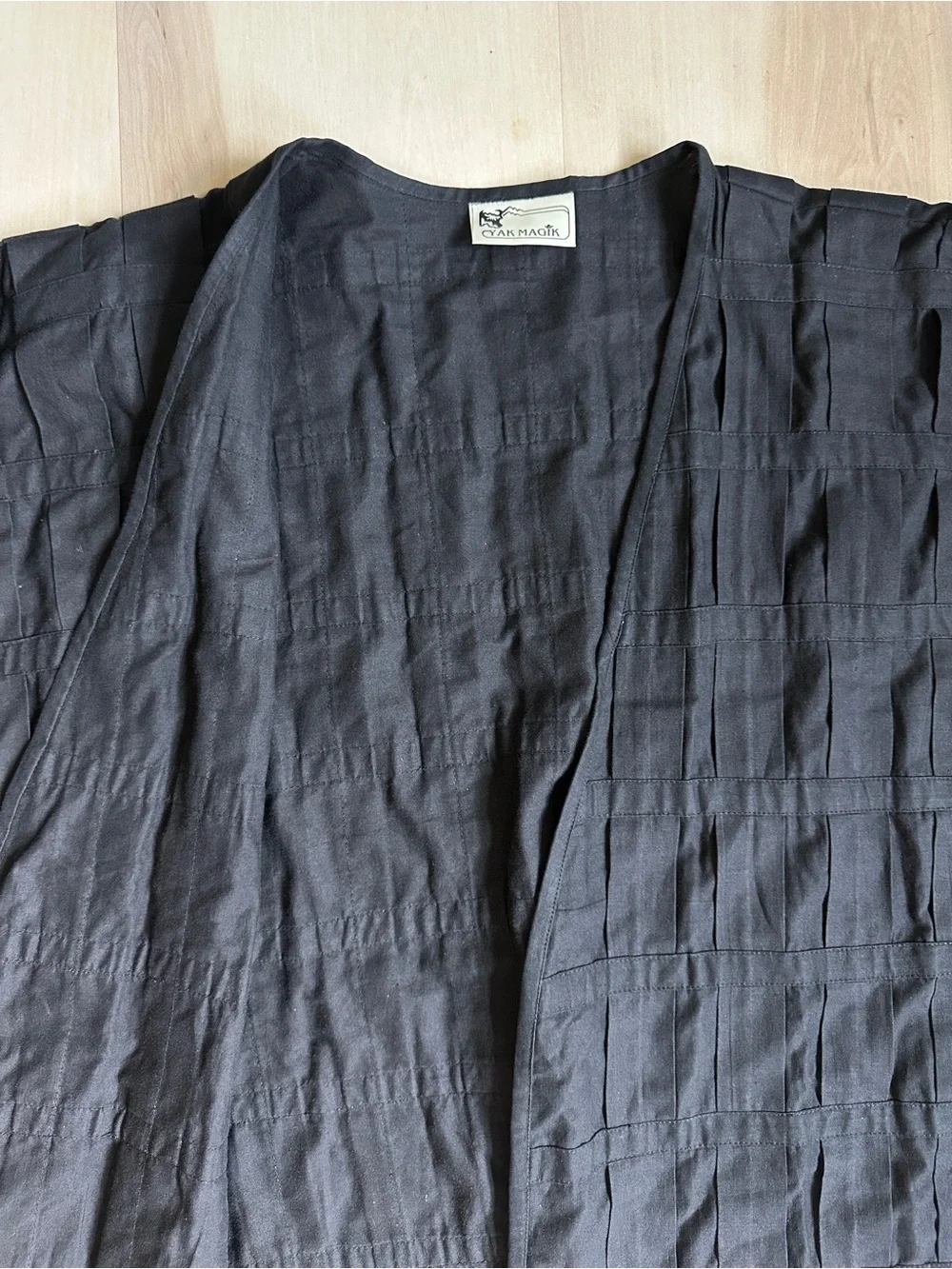Yak Magik Vintage Black Cotton Pleated Pintuck Open Front Cardigan Jacket Nepal